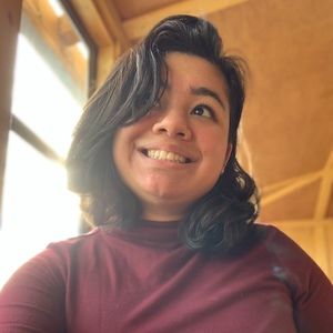 Meet your Posher, Lara